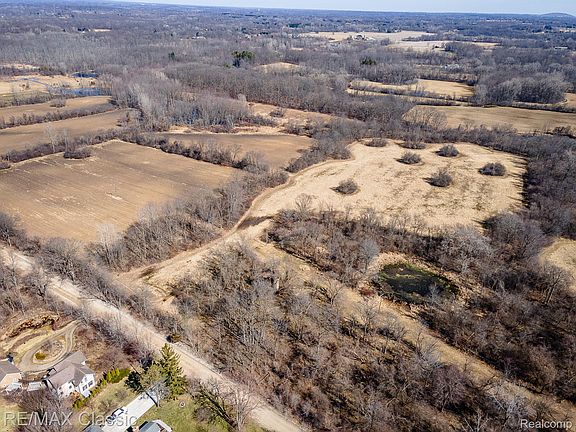 3rd image of Vacant Spencer Rd