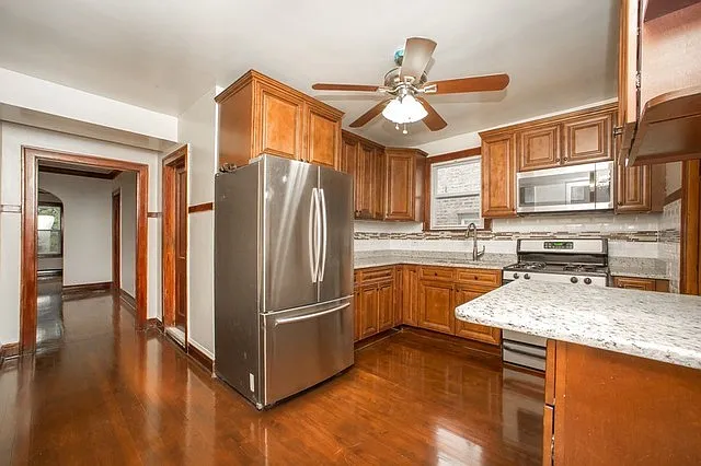 4305 W Wrightwood Ave #2 — Photo 7