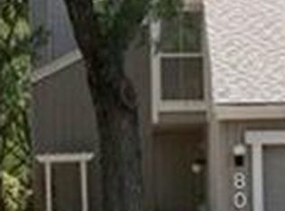 8046 Colony Ln, Lenexa, KS 66215