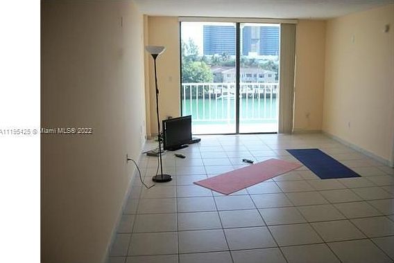 3rd image of 9721 E Bay Harbor Dr APT 4E