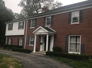 875 Sheridan Rd, Winnetka, IL 60093