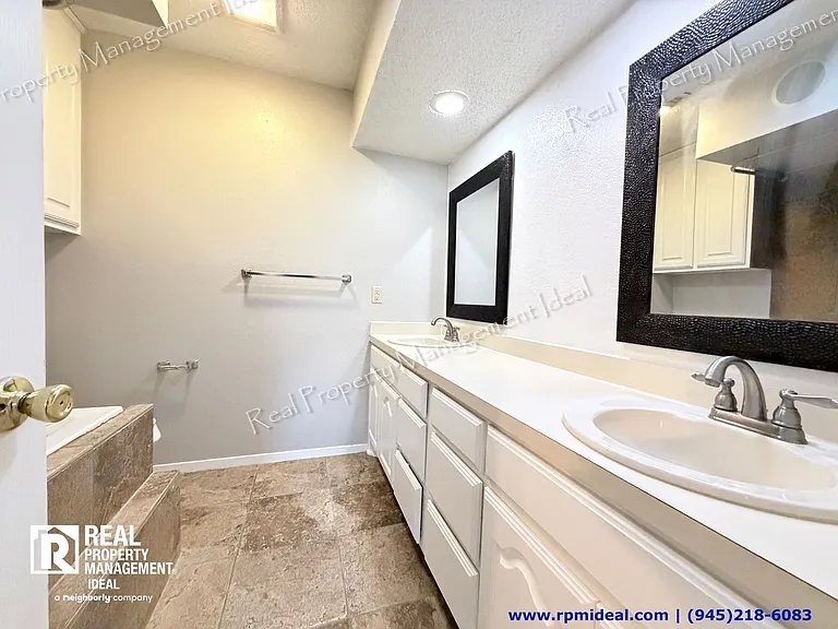 7832 Pebblebrook Dr — Photo 21