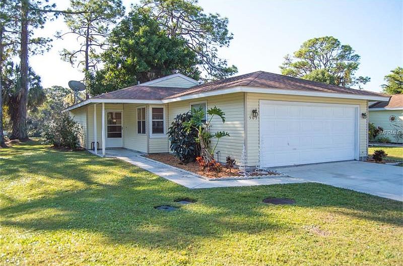 1st image of 505 Bearded Oaks Cir