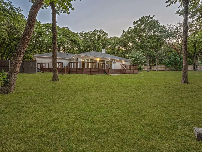1015 Cimarron Cir — Photo 30