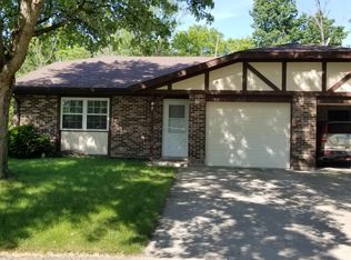 66 Brookhill Woods Ln, Tipp City, OH 45371