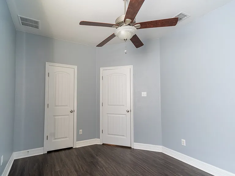 3208 Honey Peach Way — Photo 13