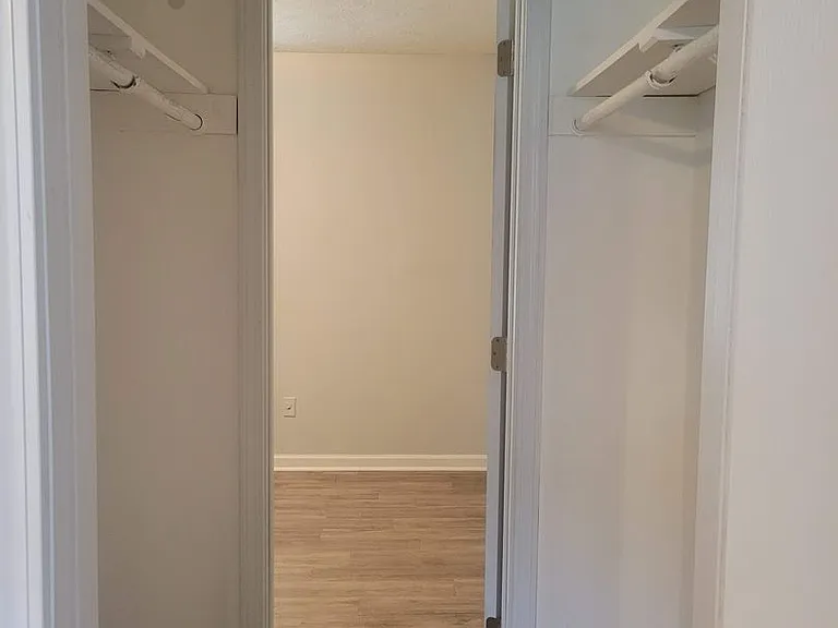 1049 Old Powder Springs Rd SW — Photo 13