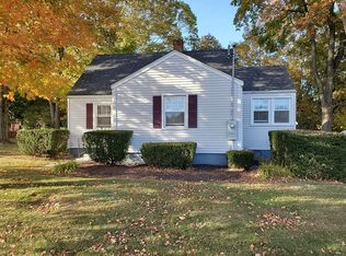 419 Foxon Rd, East Haven, CT 06513