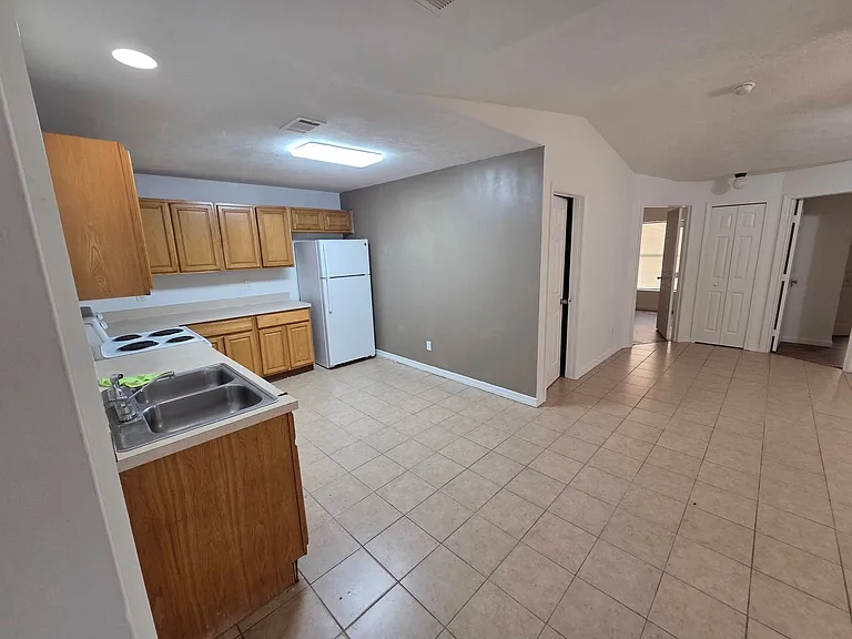 8016 Lowndes St — Photo 6