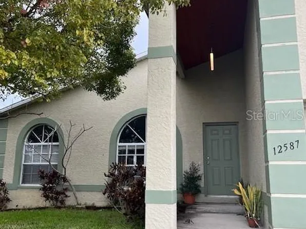12587 Park Blvd, Seminole, FL 33776