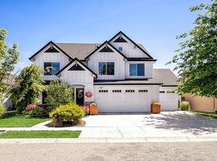 839 W Arnaz St, Meridian, ID 83646