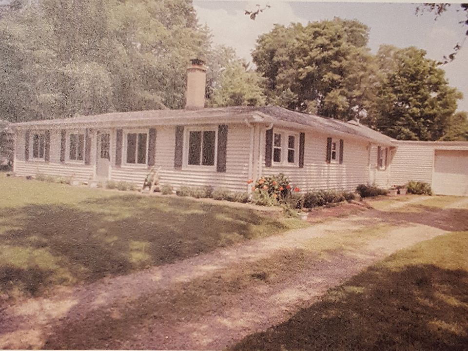 1st image of 8660 N 17th St