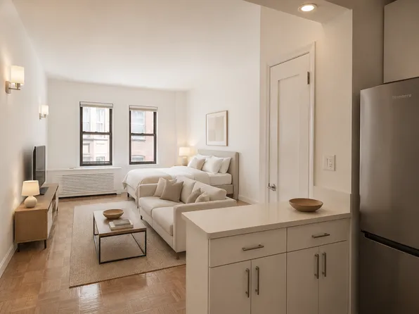 235 W 22nd St, New York, NY