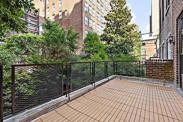 Rented by Living New York