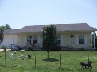 163 Gumbottom Rd, Waco, KY 40385