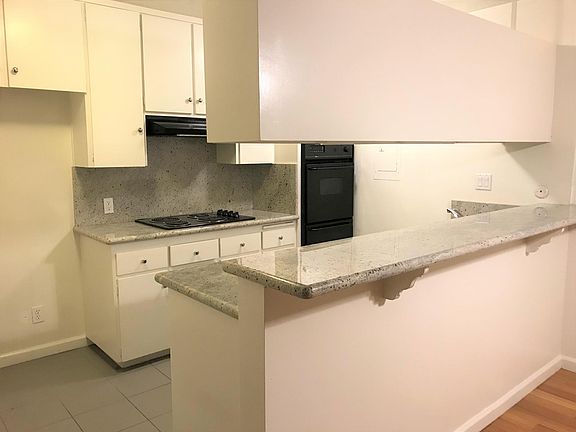 4th image of 1054 S Bedford St APT 107