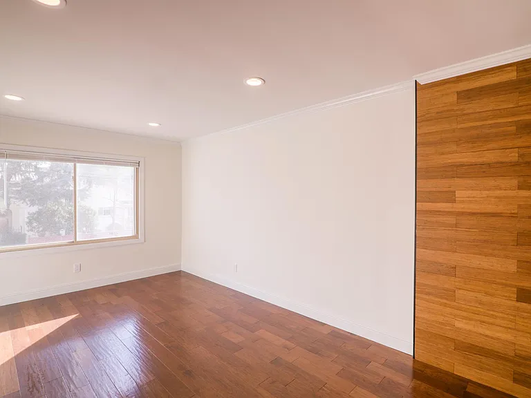 900 Oak Ln — Photo 9
