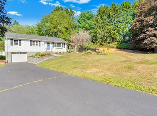 435 Moss Farms Rd, Cheshire, CT 06410