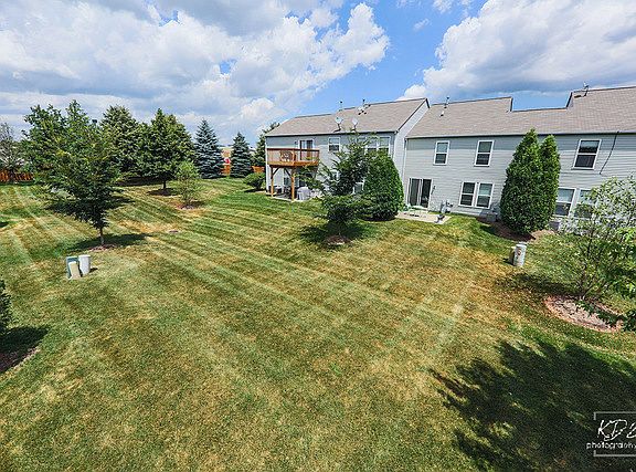 2nd image of 3106 Bromley Ln #3106
