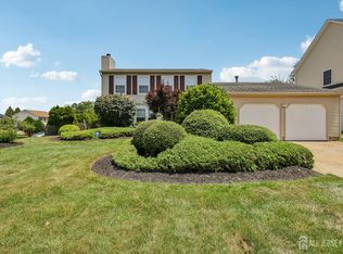 6 Wintergreen Ave E, Edison, NJ 08820