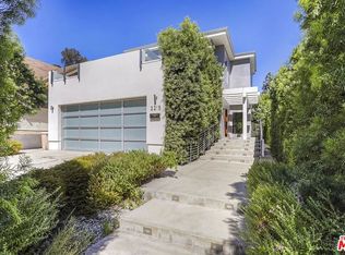 2215 Oak Glen Pl, Los Angeles, CA 90039