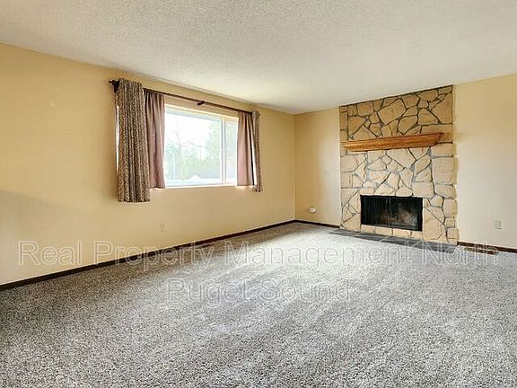3rd image of 6905 88th Pl NE