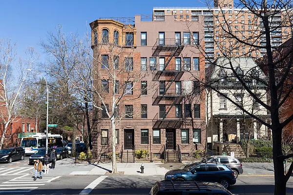 Rented by Nooklyn NYC LLC | media 60