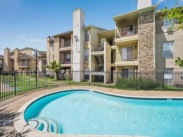 10101 S Gessner Rd APT 210, Houston, TX 77071