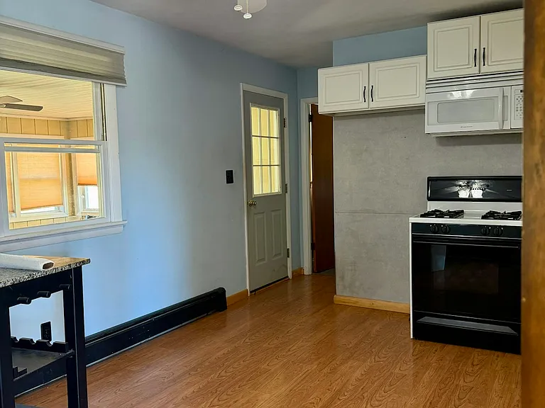 2619 Emig Mill Rd — Photo 5