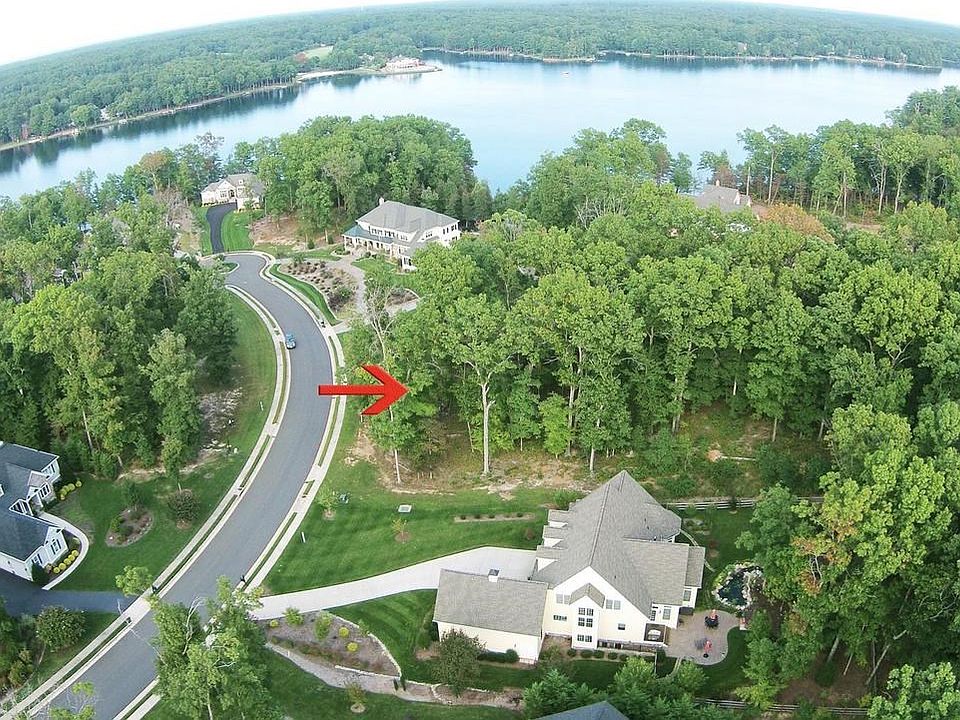 1st image of 10815 Pinnacle Dr
