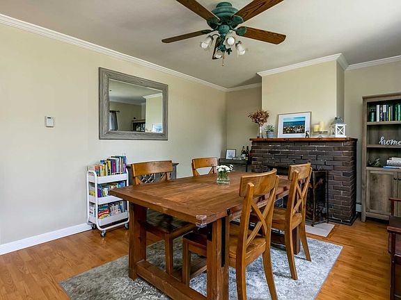 3rd image of 9 Birch Cir N