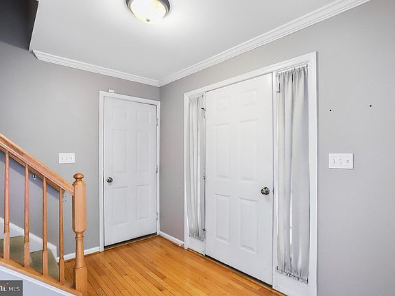 5th image of 10016 Mildred Dr