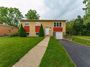 3610 W Benck Dr, Alsip, IL 60803