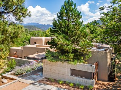 535 Camino Del Monte Sol, Santa Fe, NM, 87505
