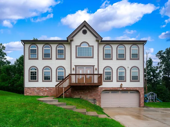 241 Jaclyn Dr, Cranberry Township, PA 16066