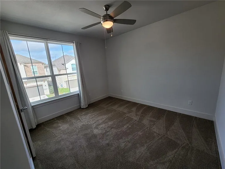 900 Old Mill Rd #28 — Photo 17