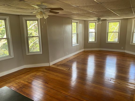 3rd image of 171 Glenwood Ave Floor 3