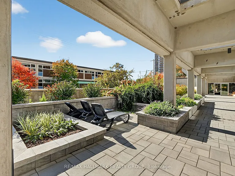 530 Laurier Ave W #1907 — Photo 41