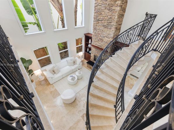 (undisclosed Address)