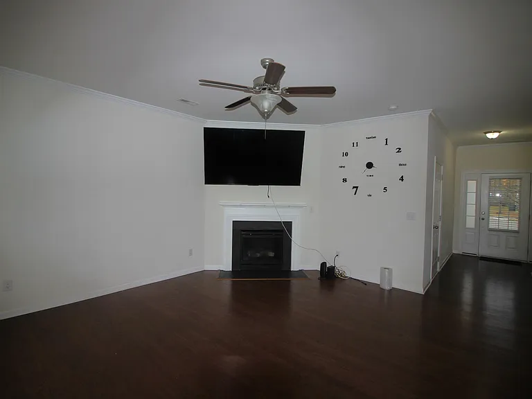 1025 Havenbrook Dr — Photo 3