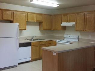 108 S 72nd St, Springfield, OR 97478