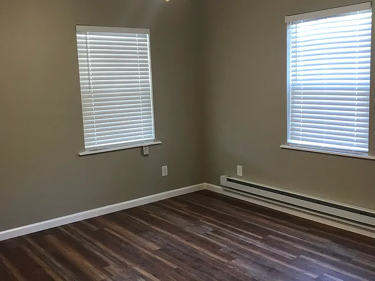 110 Felmet St #2A — Photo 8
