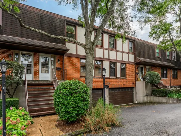 (undisclosed Address), Highland Park, IL 60035