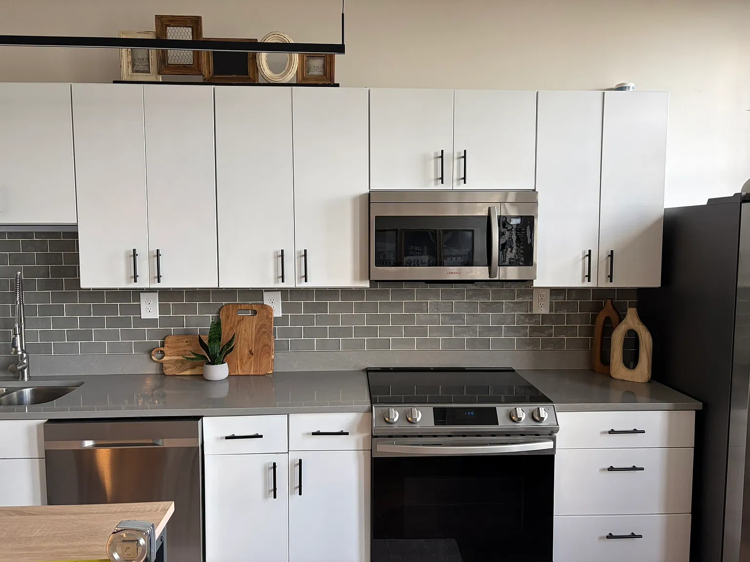 3 bed, 1260 sqft, $2,795 — Photo 3
