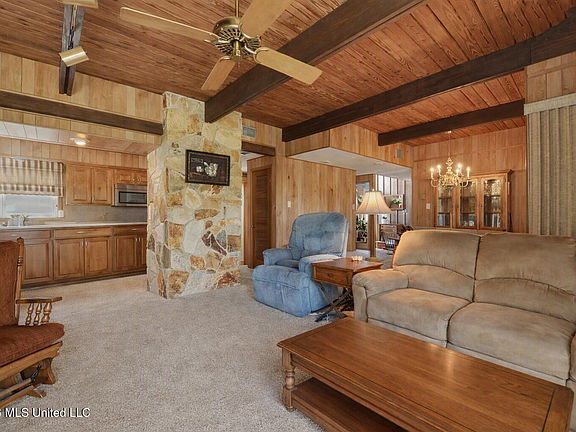 5th image of 2416 Rolling Meadows Rd