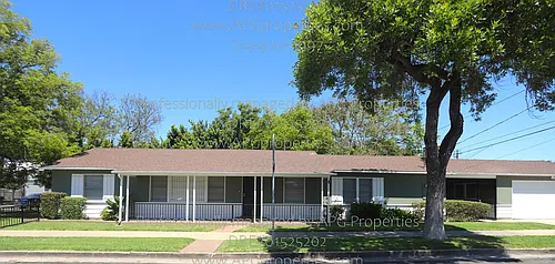 919 W Wilshire Ave Photo 1