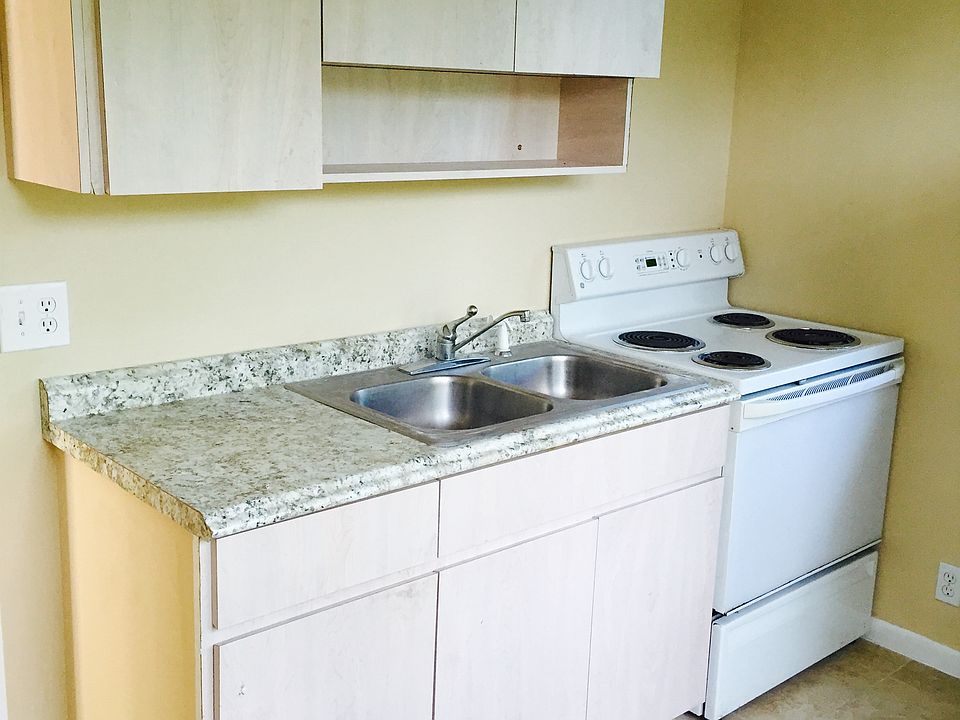 2nd image of 331 Walton Blvd APT 6