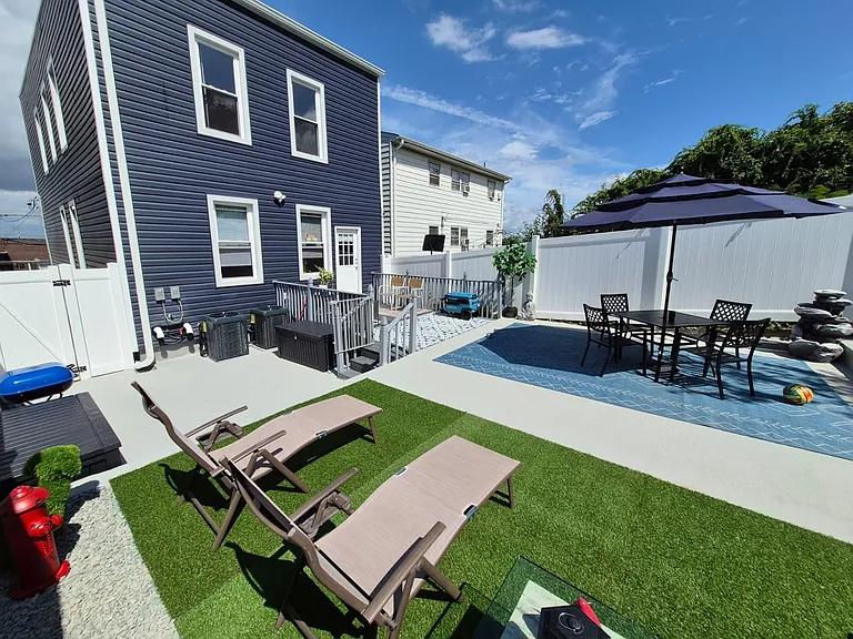 9124 Columbia Ave #1 — Photo 10