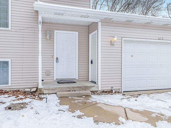 3rd image of 617 Montebello St SE
