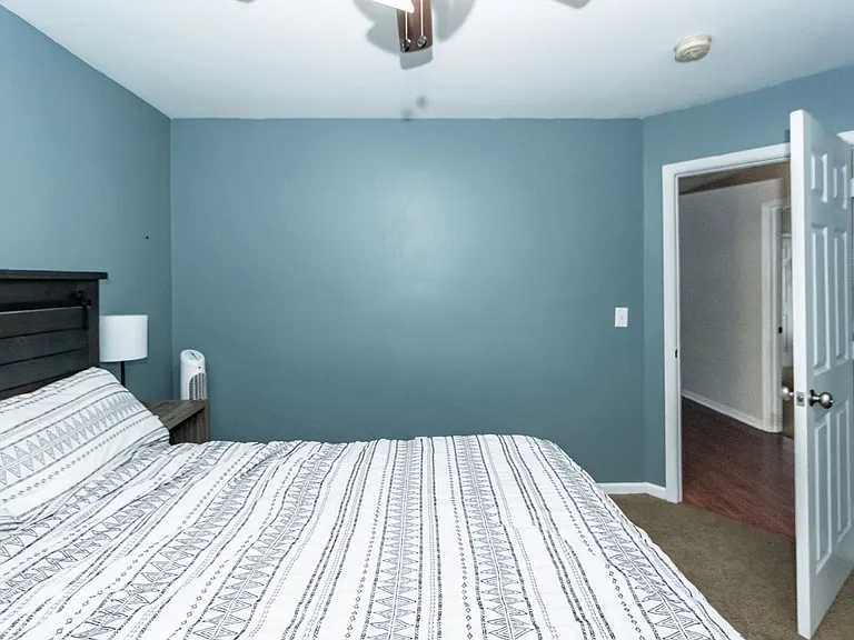 133 Diploma Dr — Photo 30